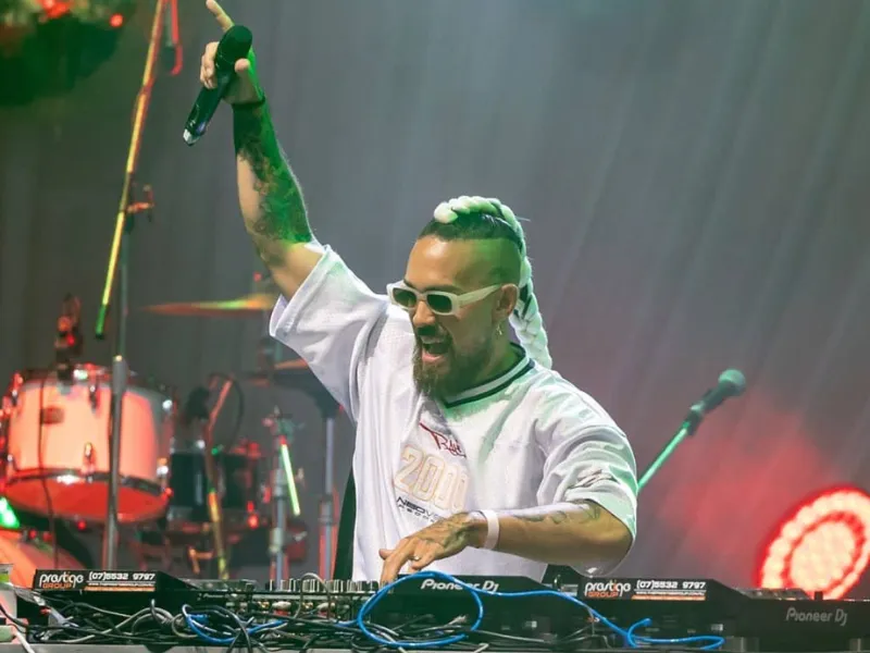 Lenny Pearce tickets